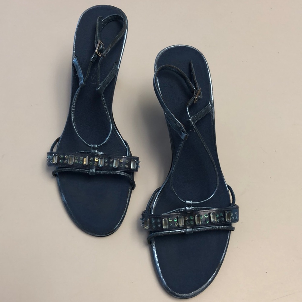 NINE WEST Strappy Sandal  with Sequins - Picture 3 of 4